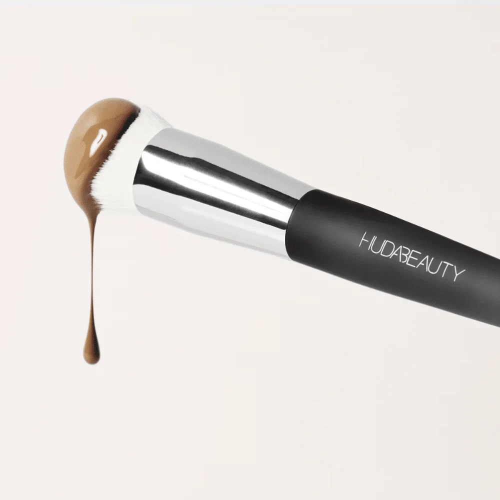  Hudabeauty Base Brush - produit parapharmaceutique authentique | Parapharmacie Si Ahmed